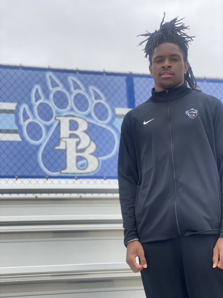 SeagovilleBTF's tweet photo. Senior @DalanRamsey is a true jumper. He placed 1 in the varsity long jump and 2nd in the triple jump. He continues to lead by example and compete on a high level. 🏅 🏅 #OneStandard #DragonsTrack #20plusjumper https://t.co/pQbNUFPo74