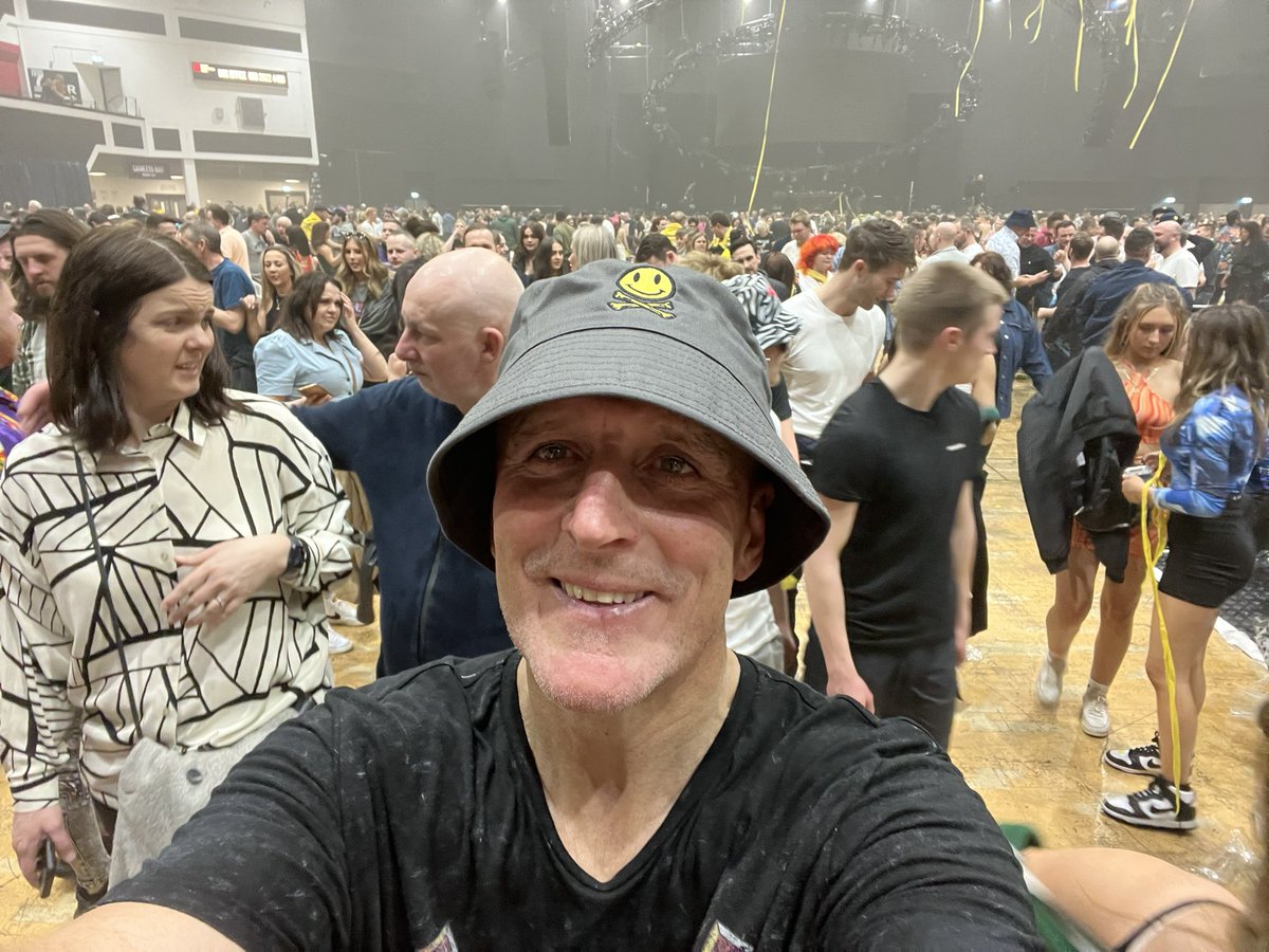 Iolo Williams tweet media