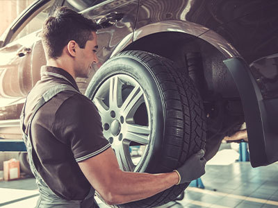 BrownCDJR's tweet photo. If you are looking for five-star service, Brown Dodge Chrysler Jeep Ram is the place for you! Schedule your appointment today so we can get you back on the road in no time. Get started here: https://t.co/VIRRC2uYgH https://t.co/dvbLfPWhPj
