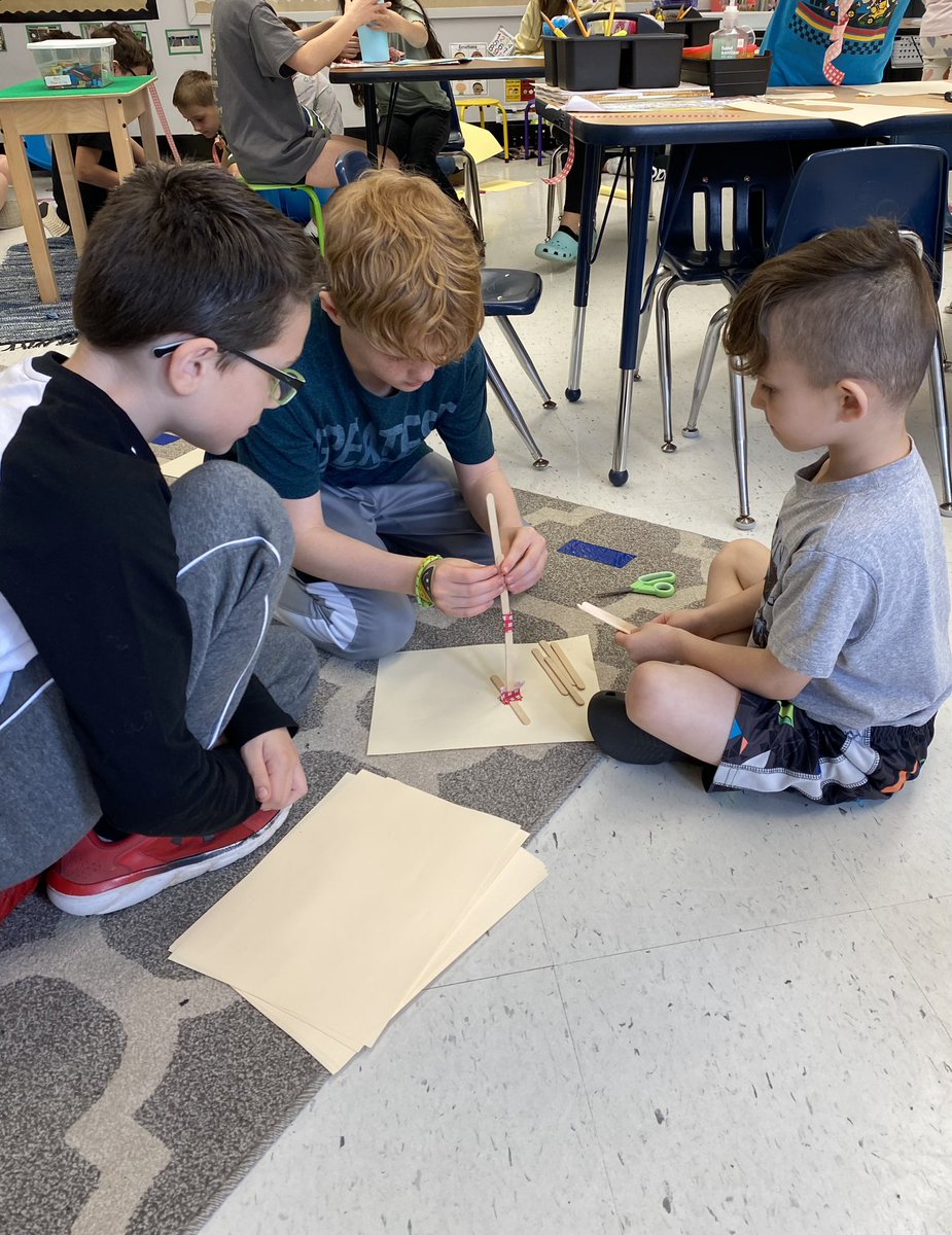 Emily Kickham tweet media