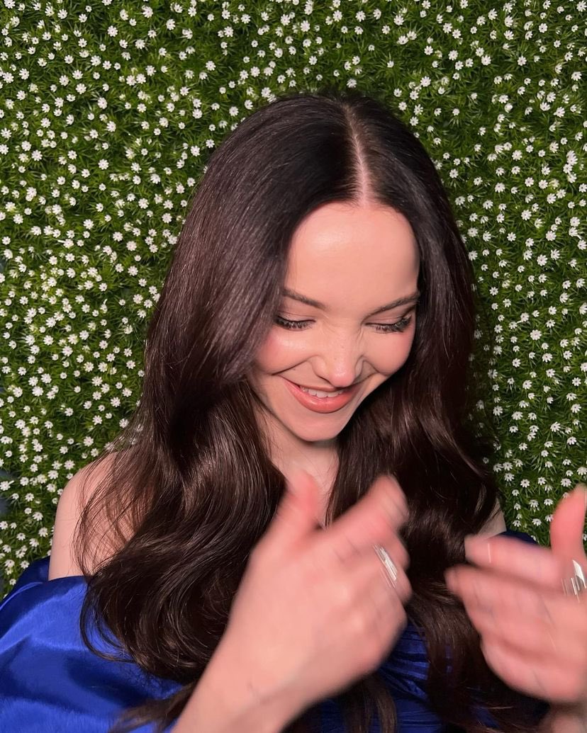 📸 Dove Cameron via Instagram.