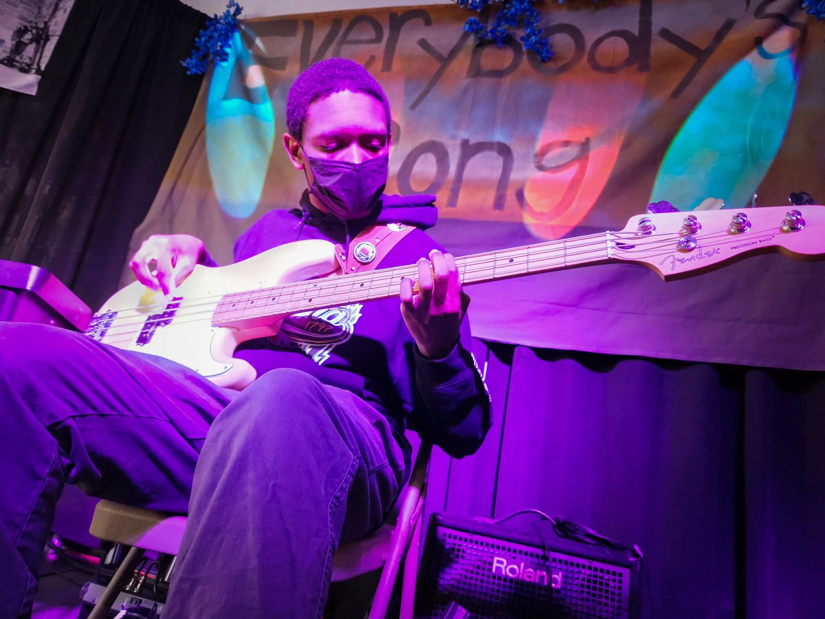 RoadRecovery's tweet photo. Youth at @bronxconnect #ReleaseTheGrip present 'Everybody's Song' - #TraxProgram Finale: Boogie Down Bronx to complete winter cycle. Watch live creative performances at #RoadRecovery's YouTube channel in our program partnership with #BronxConnect @mmccenter @NYSOASAS & @OJPOJJDP https://t.co/I4xkQaFqLL