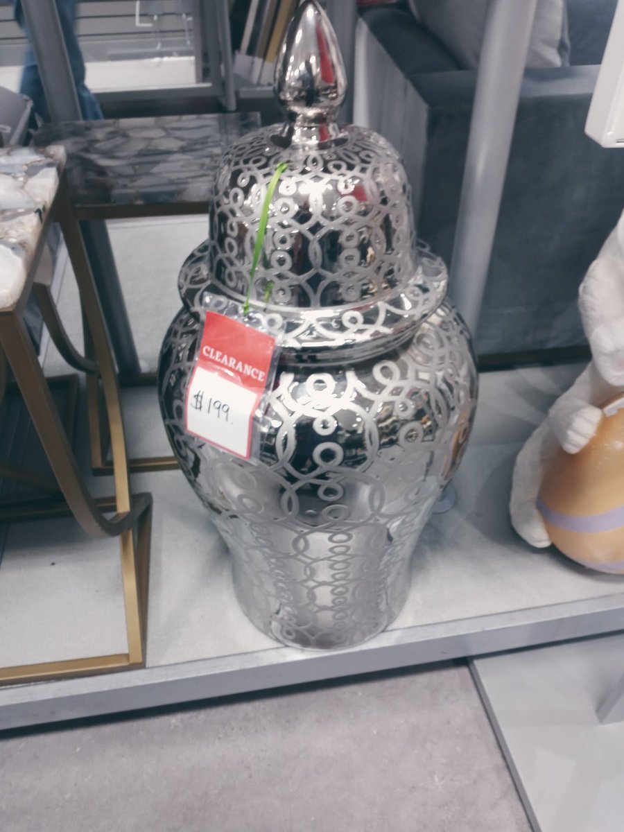 jlmccafferty1's tweet photo. I've seen these a lot in home decor magazines and always wondered if you could store stuff in them. 1. Yes you can 2. When you exclaim "Holy shit, I could fill this with FANCY SNACKS!" out loud in a store, old people will stare and Millennials will get it https://t.co/mfob5Il03s