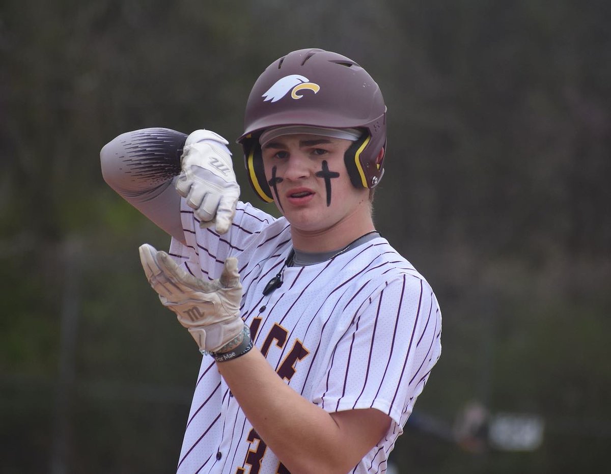 athletics_grace's tweet photo. Congratulations to our HS Baseball team on defeating TCPS @ home today!
Way to go, guys!
#gracebaseball
#soaring
💛🦅⚾️ https://t.co/6apB3hue8o