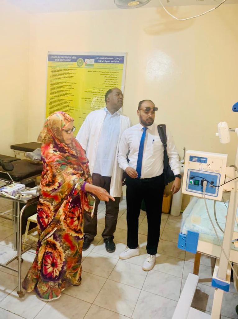 CNASSMauritanie's tweet photo. Visites de diagnostic de l’offre de soins dans les structures sanitaires primaires publiques des 3️⃣ wilayas de NKC par le médecin conseil de la #CNASS. Un conventionnement sera établi avec les structures capables de dispenser des soins de santé de qualité aux populations. 
#UE https://t.co/MFevUCiDds