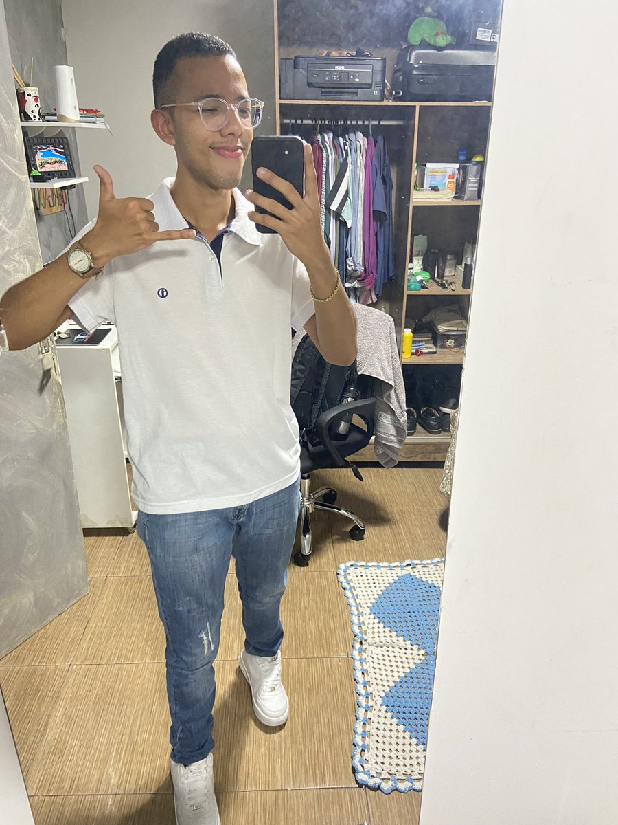 aimiseria's tweet photo. Um dia o menino tava me perguntando se eu fazia enfermagem #partiuaula 🌚 kkkkkk https://t.co/PpaGX6Swxk