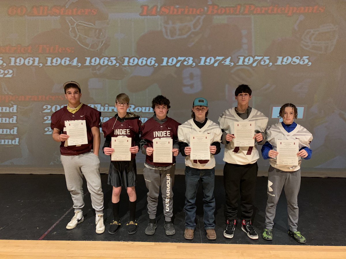 austinpink2's tweet photo. 🚨8th Grade Signing Day🚨
Independence Mustang Football: Class of 2027!!
Excited to have this group join our family!
Time to get to work! 💪🏈
#LetsGoBeGreat https://t.co/Lnr7yXpG1s