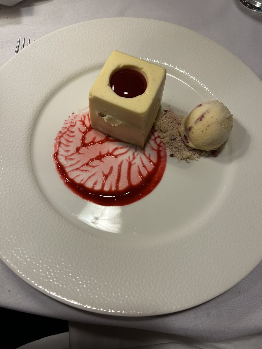 FungalUpdate's tweet photo. The Big fungal quiz of the year was a resounding success and thankyou so much to our quizmaster Mark Fraser… from Harry Potter to cheese… fungus really is all around. Will you be joining in next year for the 20th anniversary dinner ? https://t.co/b2WErLBjrB