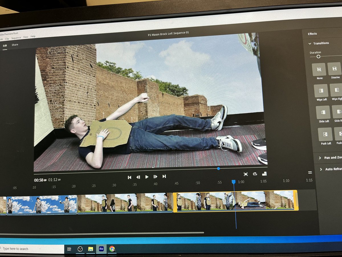 Lindsay Cesari tweet media