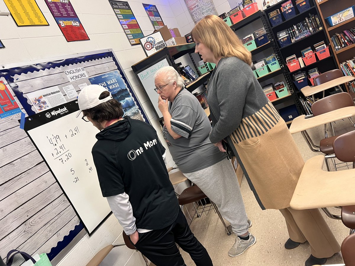 Shmoehle's tweet photo. Thank you @GCR2_Schools for having @HOMRPDC #mathconsultants today for Professional Learning to share with your math teachers about #Fluency, #numbertalks, and #ratiosandproportions. Thank you @Wipebook for giving away a set of #Wipebook flipcharts to a very lucky teacher. https://t.co/obIJ6T8U1Y