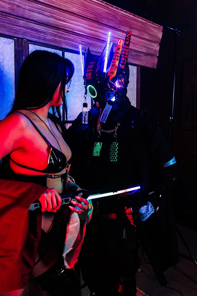 itzbenross's tweet photo. "You'll Follow This Breadcrumb Trail, And When You Connect The Dots All You'll See Is A Dick” #photograghy #dallasnightlife #dallasrave #cosplay #lightroom https://t.co/Oo3J9atJGs