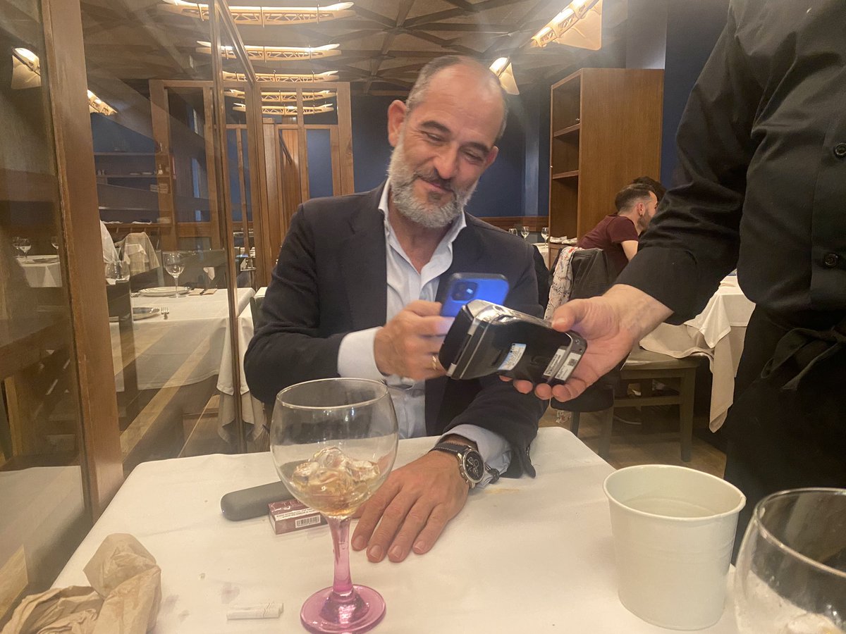 Rafa Llano tweet media