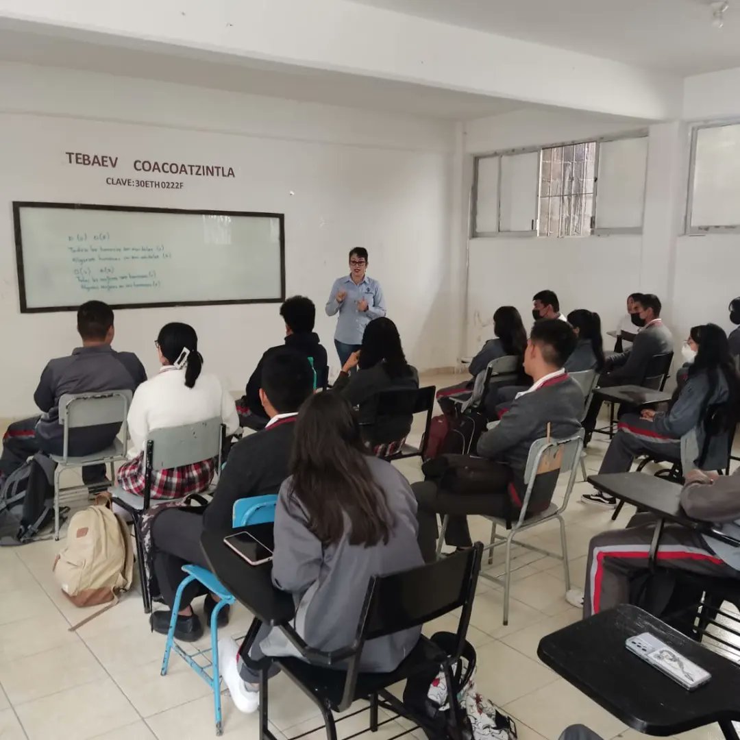 EstadisticaUV's tweet photo. Cruzaremos los montes, los ríos y los valles por difundir nuestra Licenciatura 🎙️🎶

En esta ocasión llegamos al Telebachillerato Coacoatzintla para continuar con nuestro trabajo de difusión https://t.co/qy4enDXaVQ