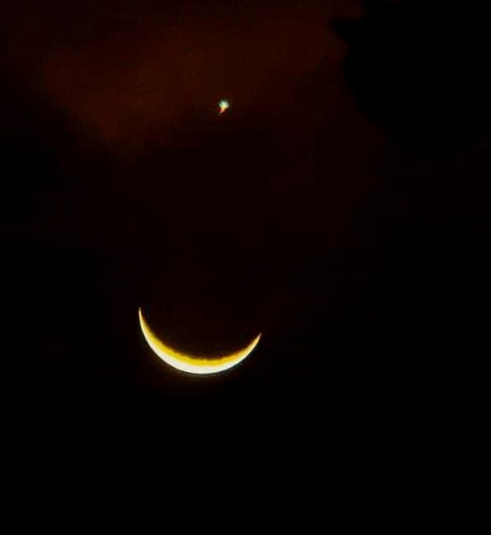 JoeJoy1607's tweet photo. Moon and Venus March 24
What explanation, please?
#moon #lune #wetri #Venus
@AkokoAmedon https://t.co/tXMn7wGpA2