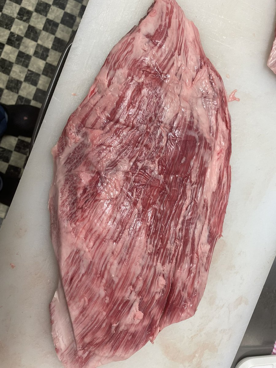TOKUsaikou's tweet photo. 笹肉😎見た目よりさっぱりした味わい
舌触り、なめらか
きめ細かい、肉質
融点の低い脂質
これ、マジでやはい😆 https://t.co/CcWF9Hi7xt