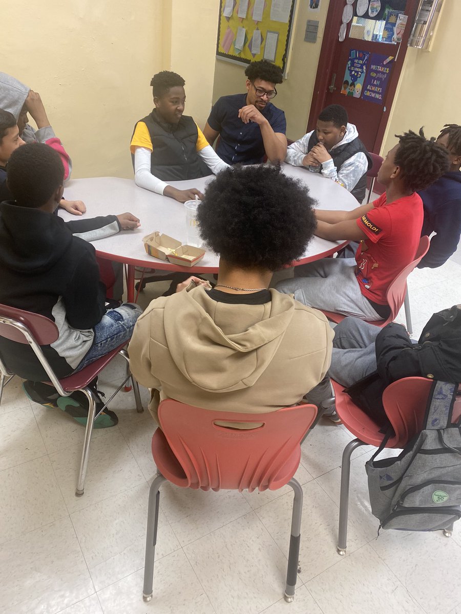 #PayingItForward with the youth! <a href="/jaxwitherspoon/">Jaxon Witherspoon</a> doing the things that matter in our community! Today’s weekly young men’s #restorativecircle / Circle group with our awesome Mr. Reed, Jax and our <a href="/42Q_MotivatED/">P.S./M.S 042 Robert Vernam School (27Q042)</a> 7th and 6th grade young men / scholars. #SEL #Greatness #Community
