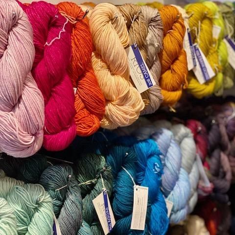 urbanyarns's tweet photo. March 2023 Newsletter: New Season, New Yarns! 🌹 link in profile https://t.co/RjSS3ufVKC https://t.co/soZ7xZKiUF