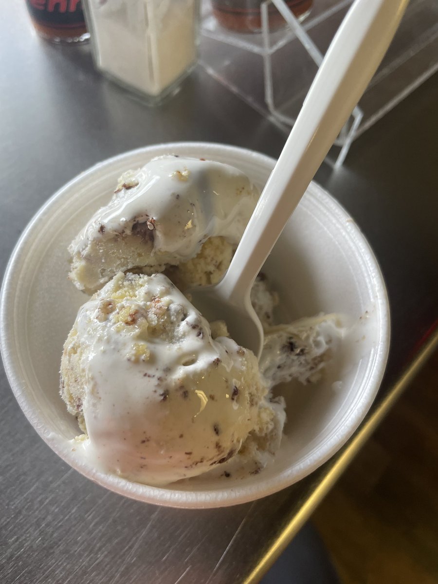 delcosteaks's tweet photo. They’re working on adding a scoop shop to the space and working on their flavors. 

He wanted me to try their Boston Cream Pie. 

It hit all the notes it should. https://t.co/XnQ9grklRK