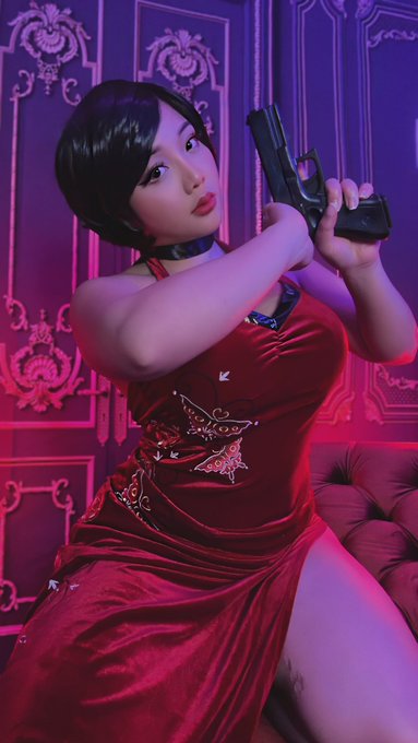 Watch Numi R 💜's leaked NSFW photo on TwXstars