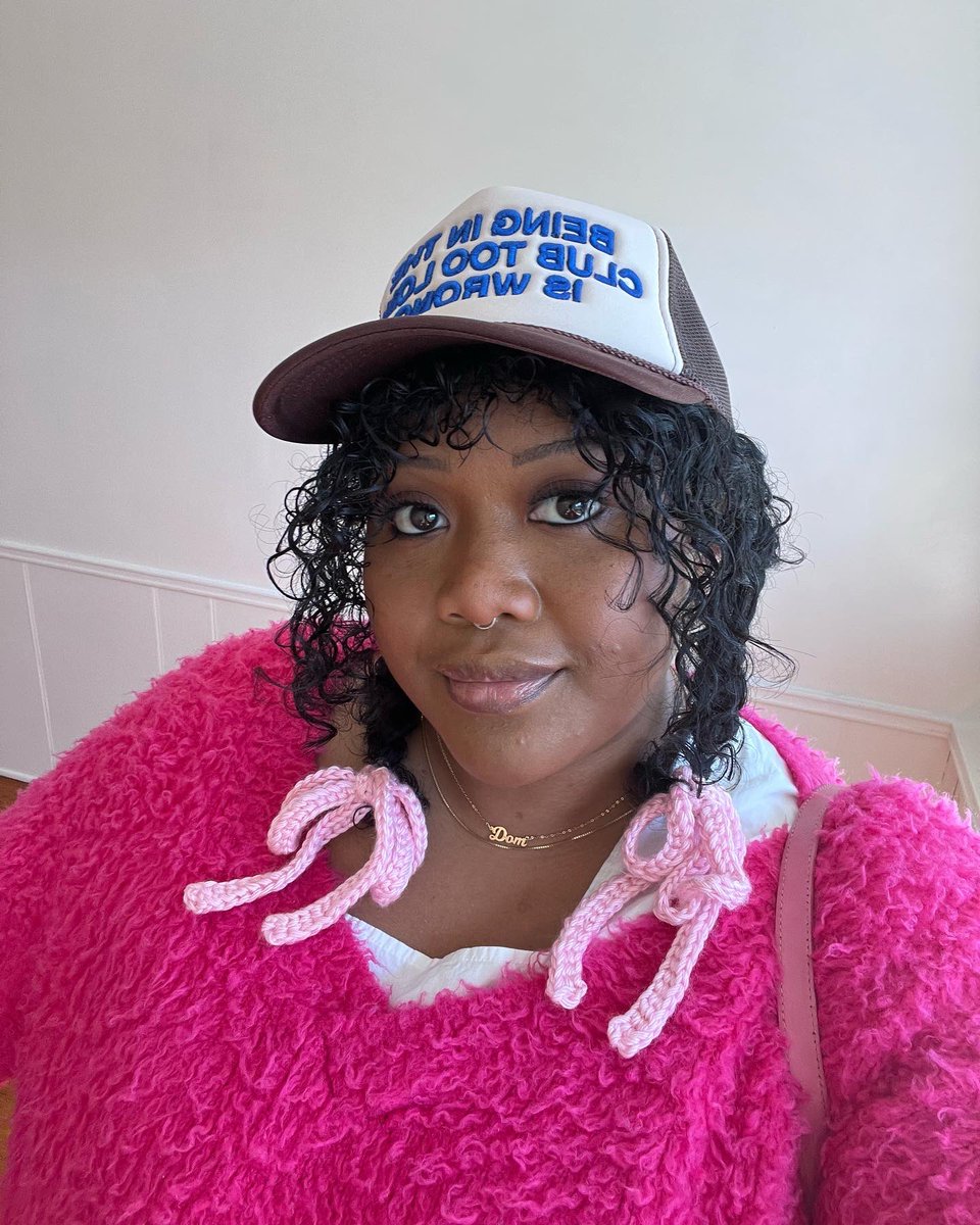 domrobxrts's tweet image. i wear white during my period bc i’m brave and fear nothing