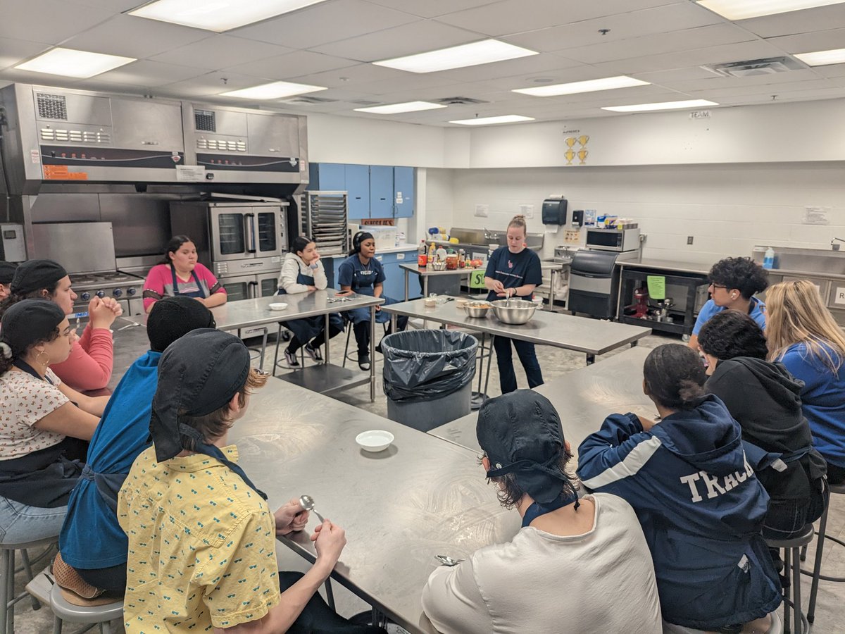 E. Lombardi tweet media