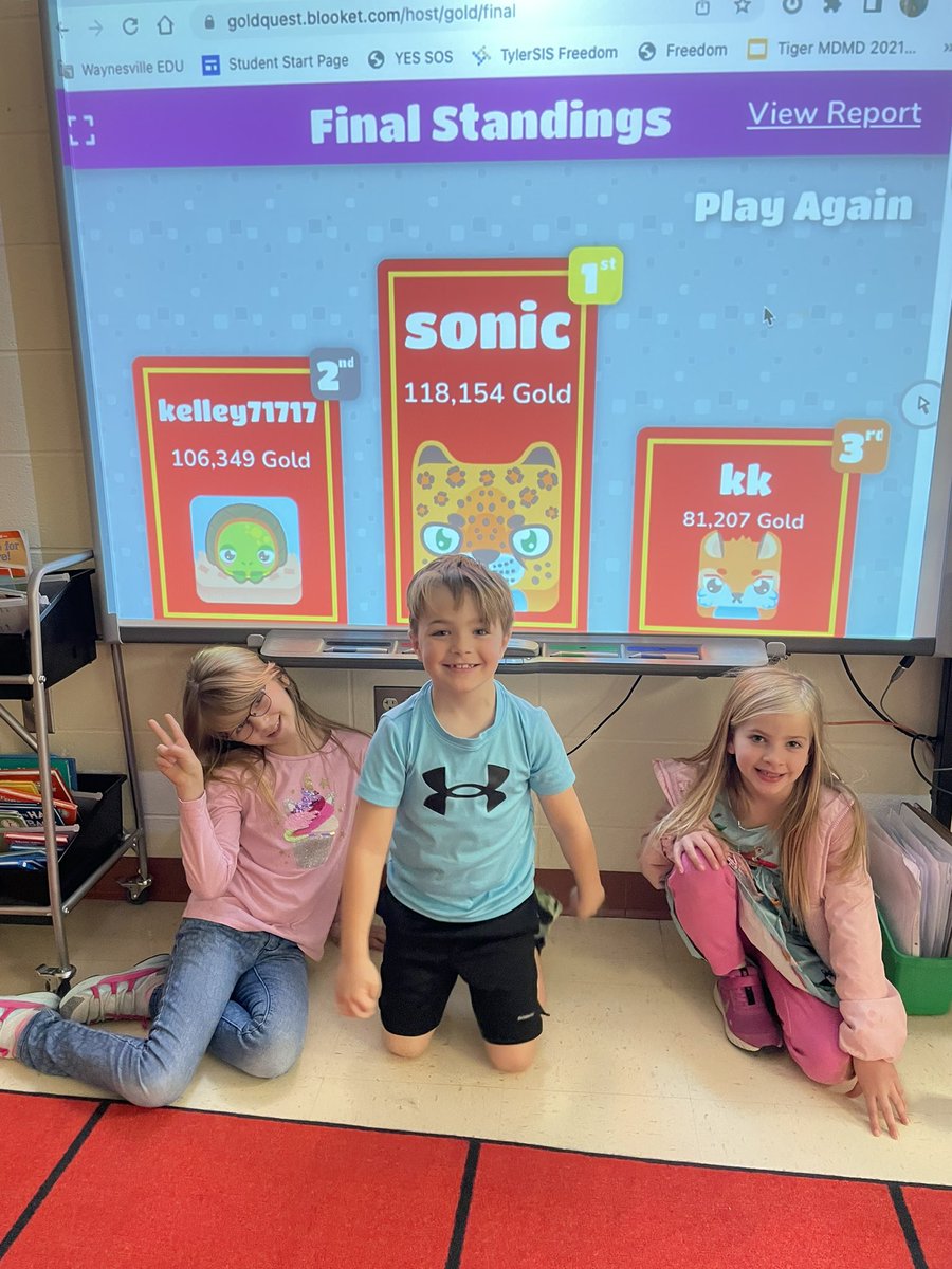 Mrs. Kelley Freedom Elem tweet media
