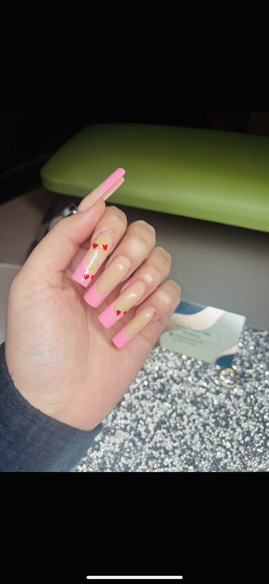 aunistigonzalez's tweet photo. DM ME FOR DETAILS 💅🏼✨🤍 https://t.co/TyvzCAnkYu