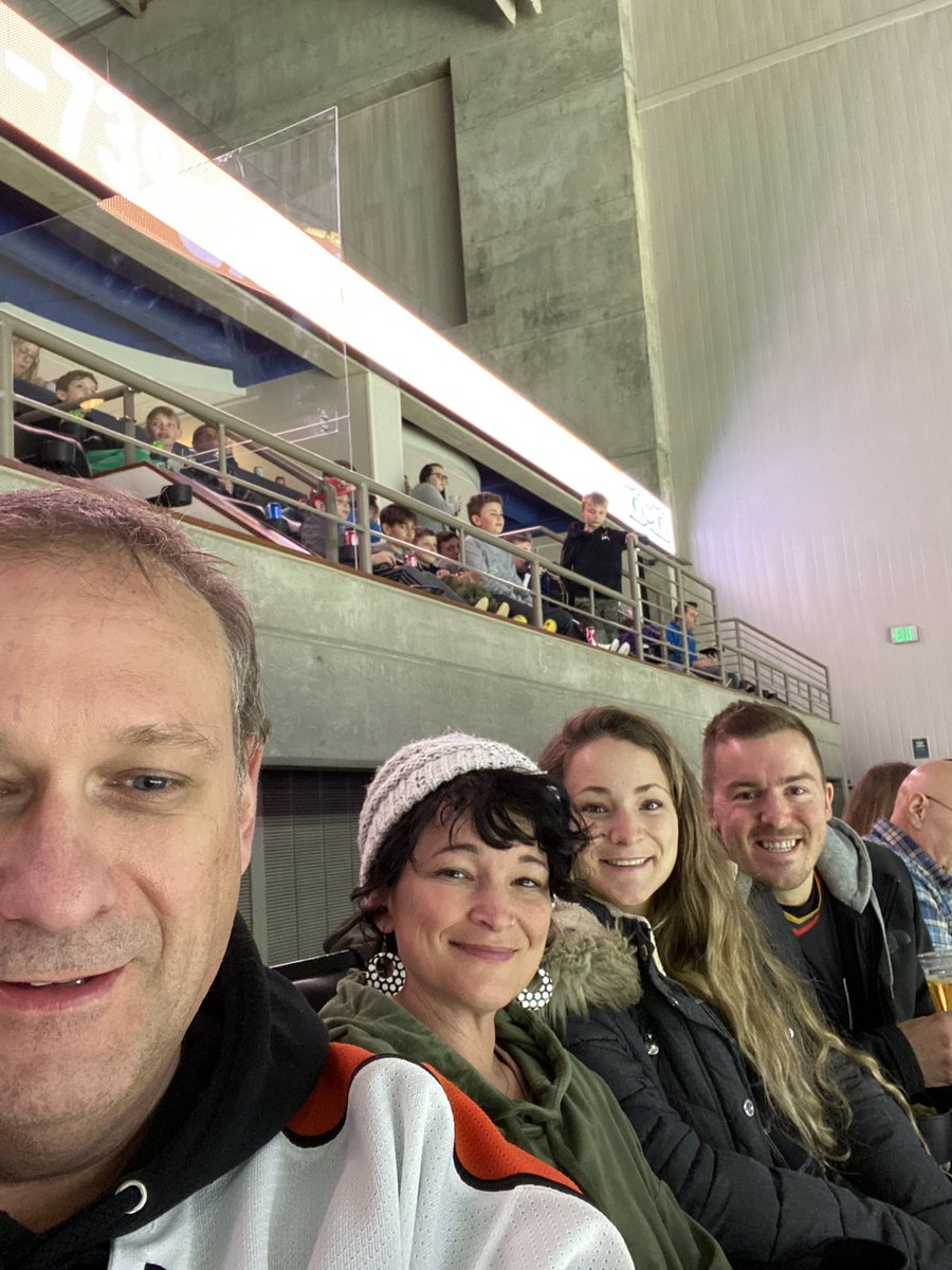 The good old hockey game. #LetsGoKomets <a href="/FWKomets/">Fort Wayne Komets</a>