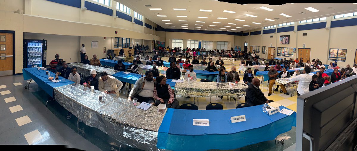 MiddleCedar's tweet photo. All of my career in DeKalb County Schools, I have never seen as many dads in one room.We were at full capacity for our first Distinctive dads and donut event at Cedar Grove Middle. The email responses I received was massive! @DCSDRegionVII @DeKalbSchools #pbisleader https://t.co/TBIs5DV21Q