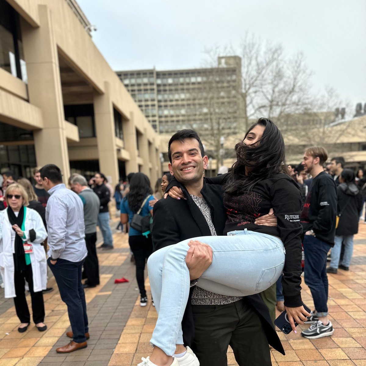 Yash_S_Shah_1's tweet photo. 👁️👃👅👂  So proud of my favorite person for matching into ENT @ Rutgers ❤️ @vsudeepti  #MatchDay2023 https://t.co/kw4xyLSIfU