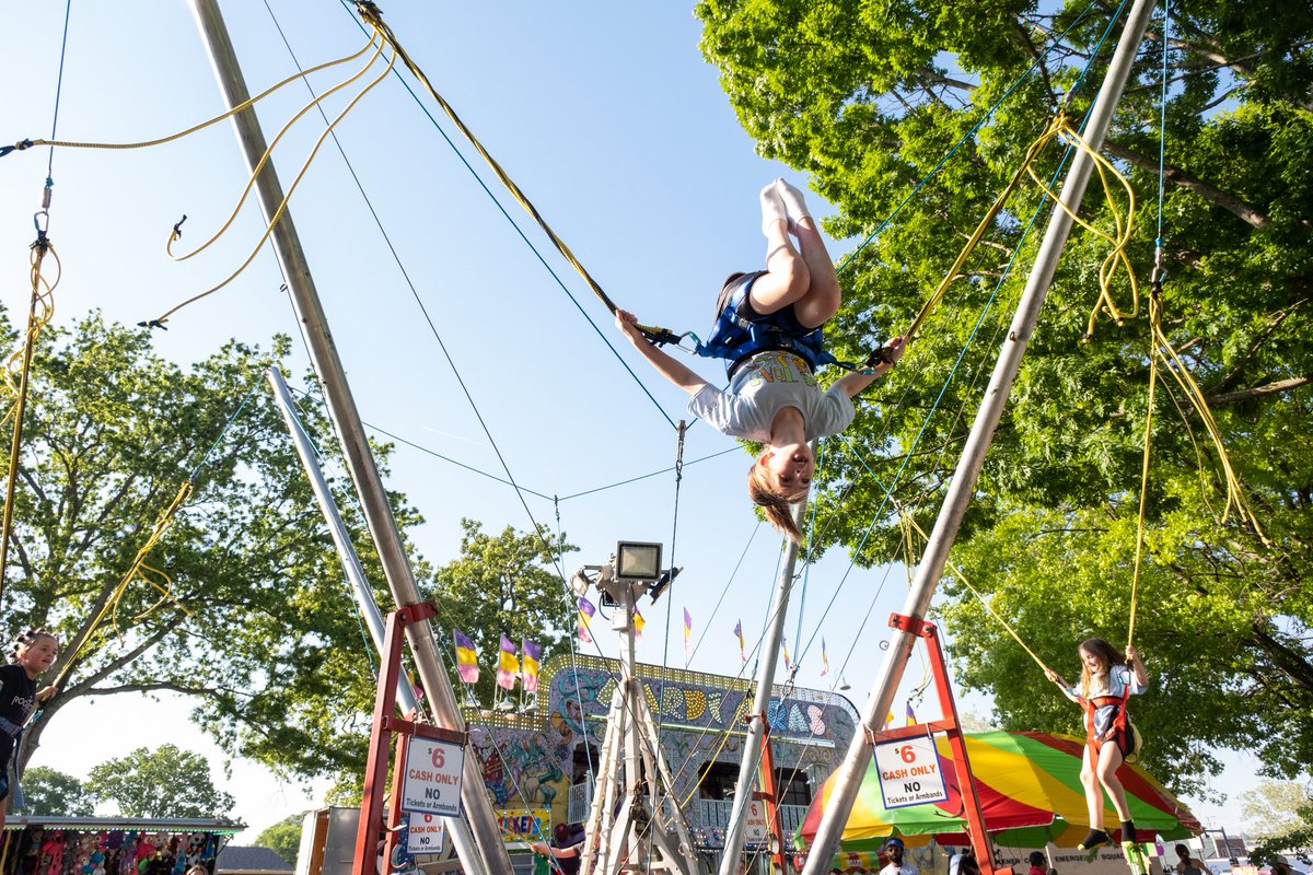 🖐🏽 more Fridays to go