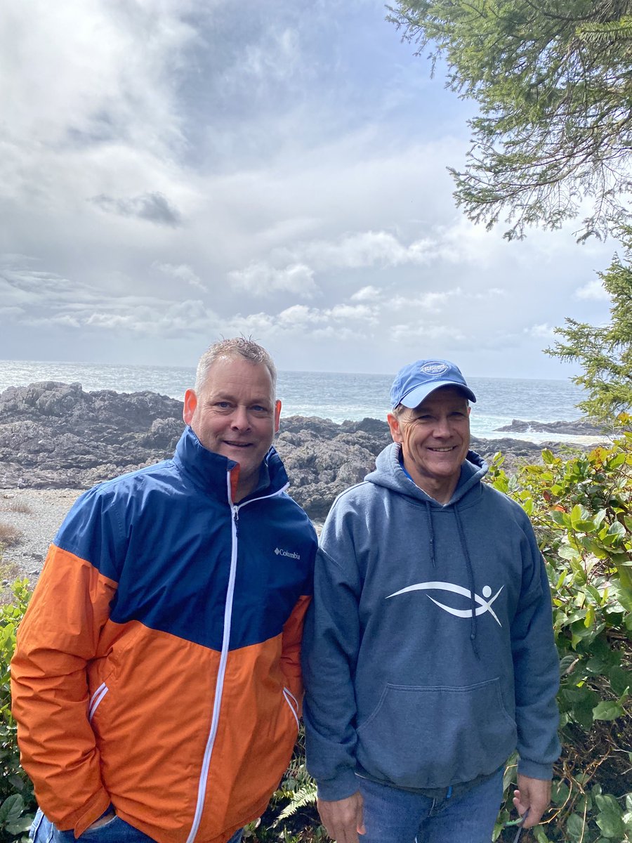 slimschadey tweet media