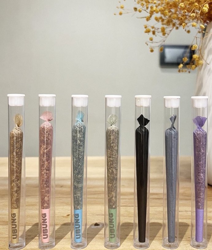 _StonersRUs_'s tweet photo. 🚨🍃 GIVEAWAY 🍃🚨

🎁 50 Cones Of Your Choice &amp; Accessories 🎁

Must Be Following 👇
• @UBUNGprerolled ✨
                    &amp;
• @_StonersRUs_ ✨

👉 LIKE!
👉 RETWEET!
👉 TAG 2 STONERS!

Winner Picked In 1 Week🏆 
GOOD LUCK!💚

#Mmemberville #WeedLovers #giveaway #StonerFam https://t.co/T5f1mtpiRs