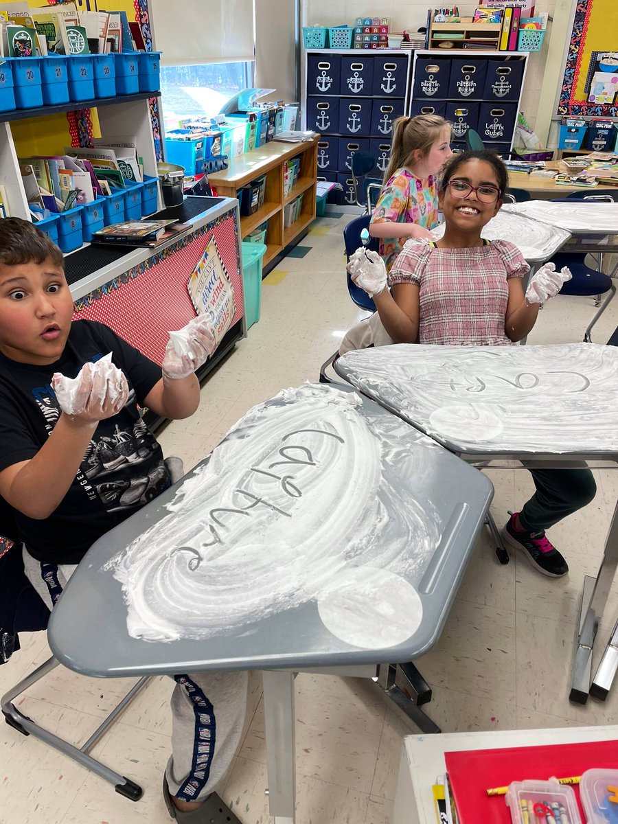 anchorslearning's tweet photo. Fundations is a lot more fun when you get to write in shaving cream!! #phonics #makinglearningfun #whateverittakes #themarlboroughway #thejaworekway #fundations https://t.co/GbUjCz6qBJ