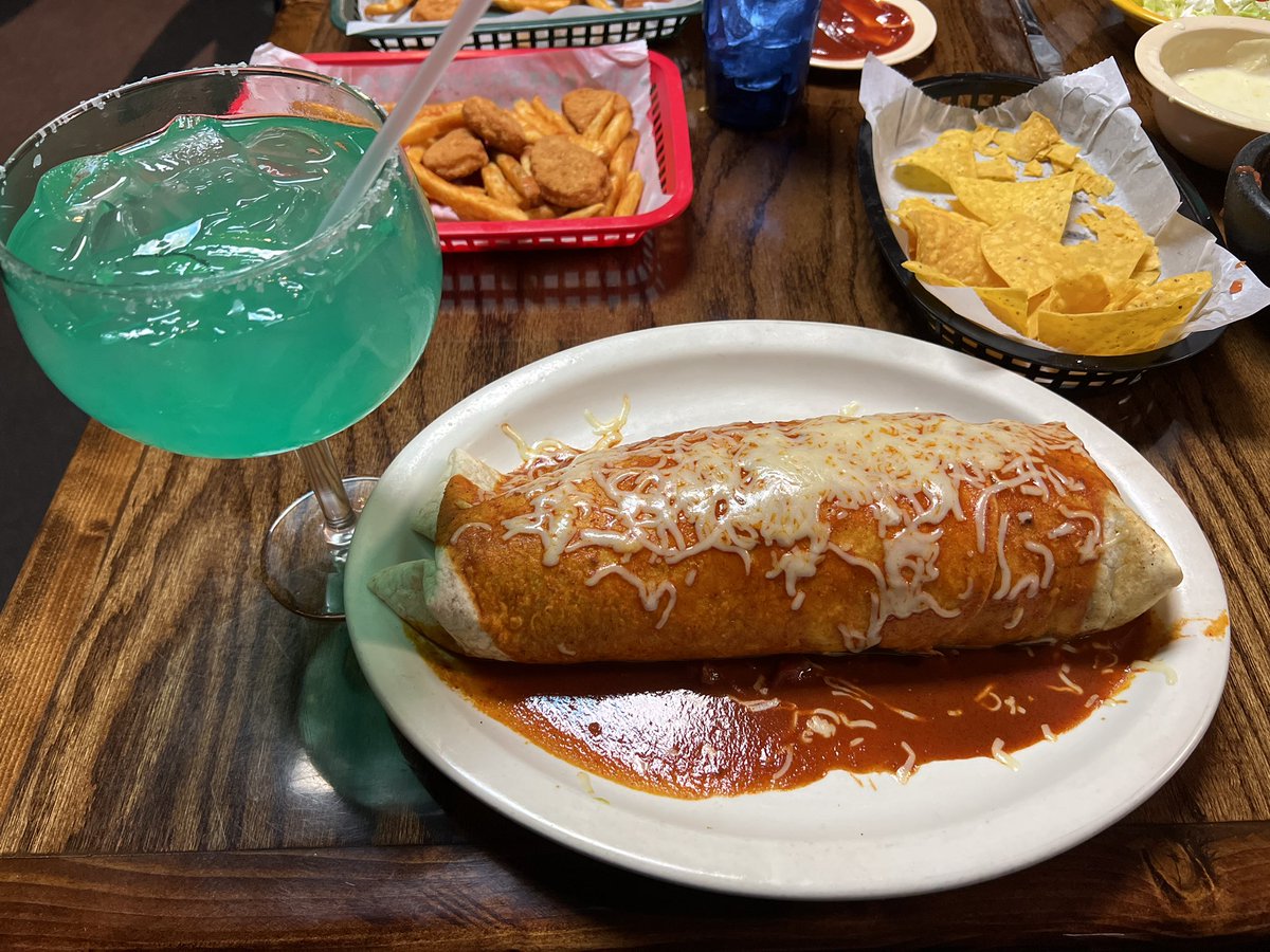 Sol_Yeen's tweet photo. I am eating good tonight 🤤 https://t.co/43TQUx8cAu