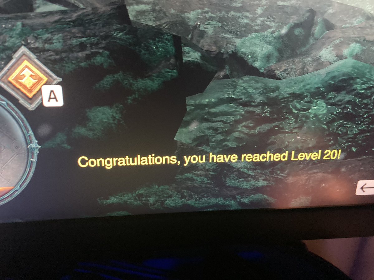 ʎɐןɔ ןןǝɥɔʇıɯ tweet media