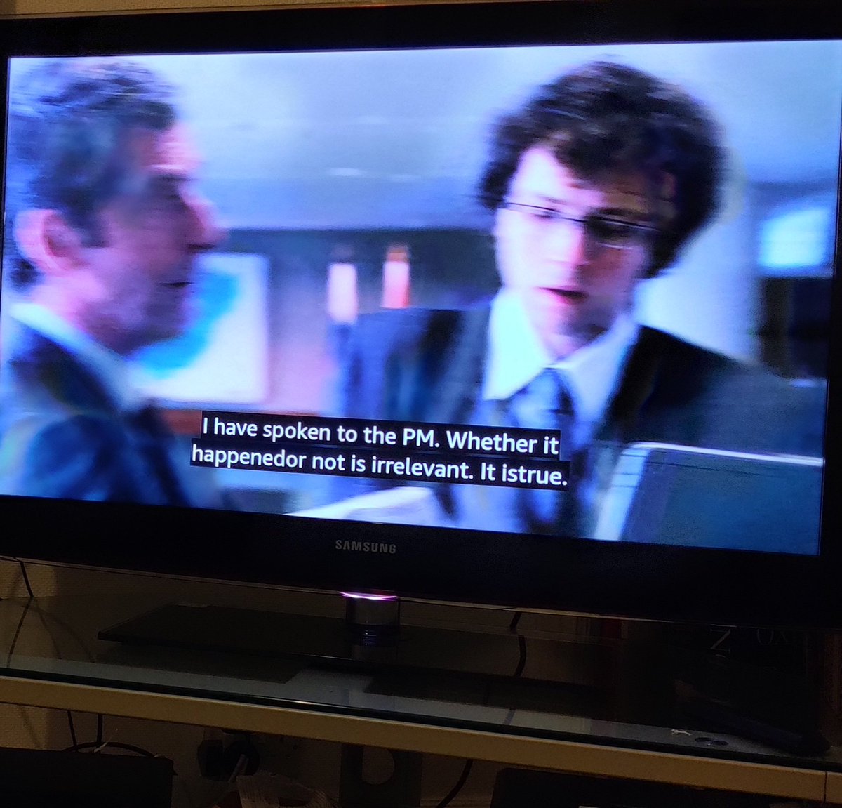 22hedgehogs's tweet photo. In the Loop (2009) https://t.co/eAZ92TZASN