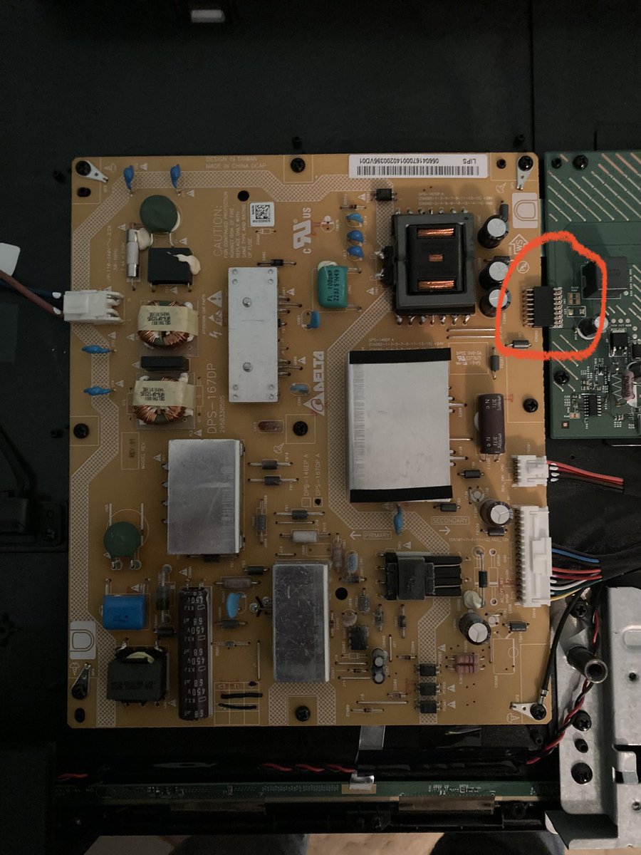 DrewDrawsData's tweet photo. Speaking of dabbling, I do a little bit of TV repair every few years thanks to YouTube SMEs, nbd. https://t.co/Int298yQHU