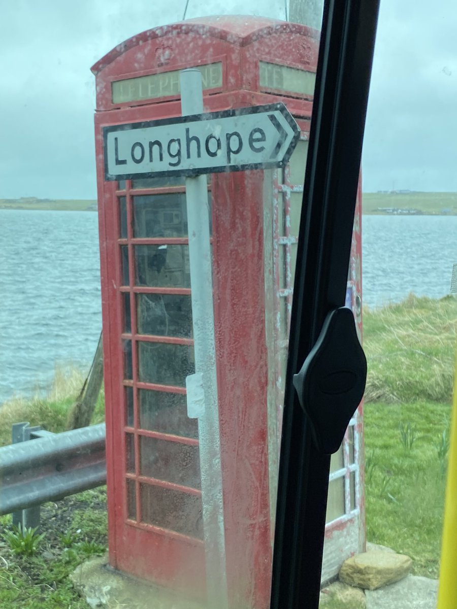 SuzanneMarie05's tweet photo. So my Friday started like this! ⚓️ #Earlybirdfieldtrip @SIRFA6 @ScARFHub #SIRFA2023 #Orkney On the waters where WW1 #ML286 served in the Auxiliary Patrol Areas II&III Orkneys and Shetland. #phdlife @portsmouthuni @UniPort_ADP_PGR https://t.co/2RrcYVrSr0