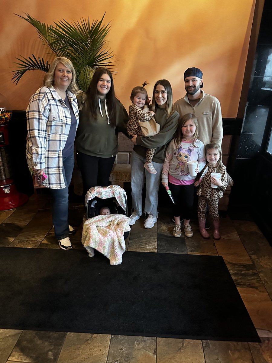 davedeerman's tweet image. My kiddos and new grand girl!