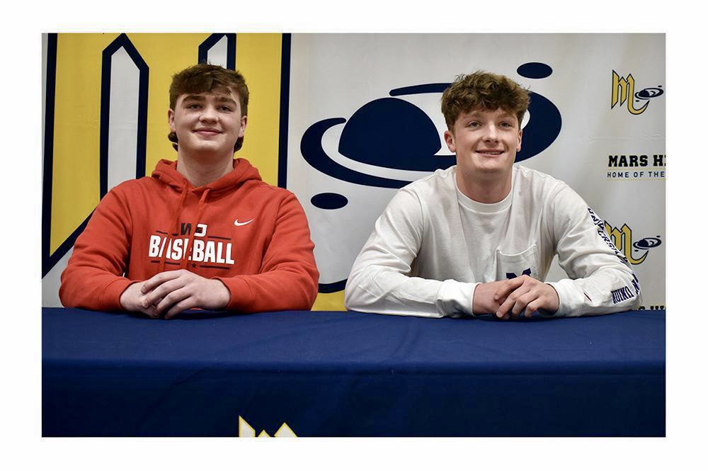 MarsAreaSD's tweet photo. ⚾️🎉 Congratulations, Tom &amp; Zack!

Tom McLaren has signed a letter of intent to play ⚾️ for Washington &amp; Jefferson College. 

Zack Orosz has signed a letter of intent to play ⚾️ for the University of Mount Union. To read more, visit https://t.co/Nv2dpdGPcF #marsproud https://t.co/jmImF4r9rk