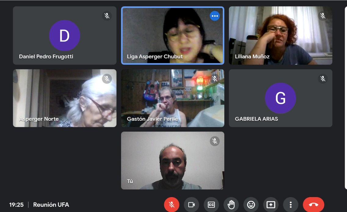 Unión Federal Asperger tweet media