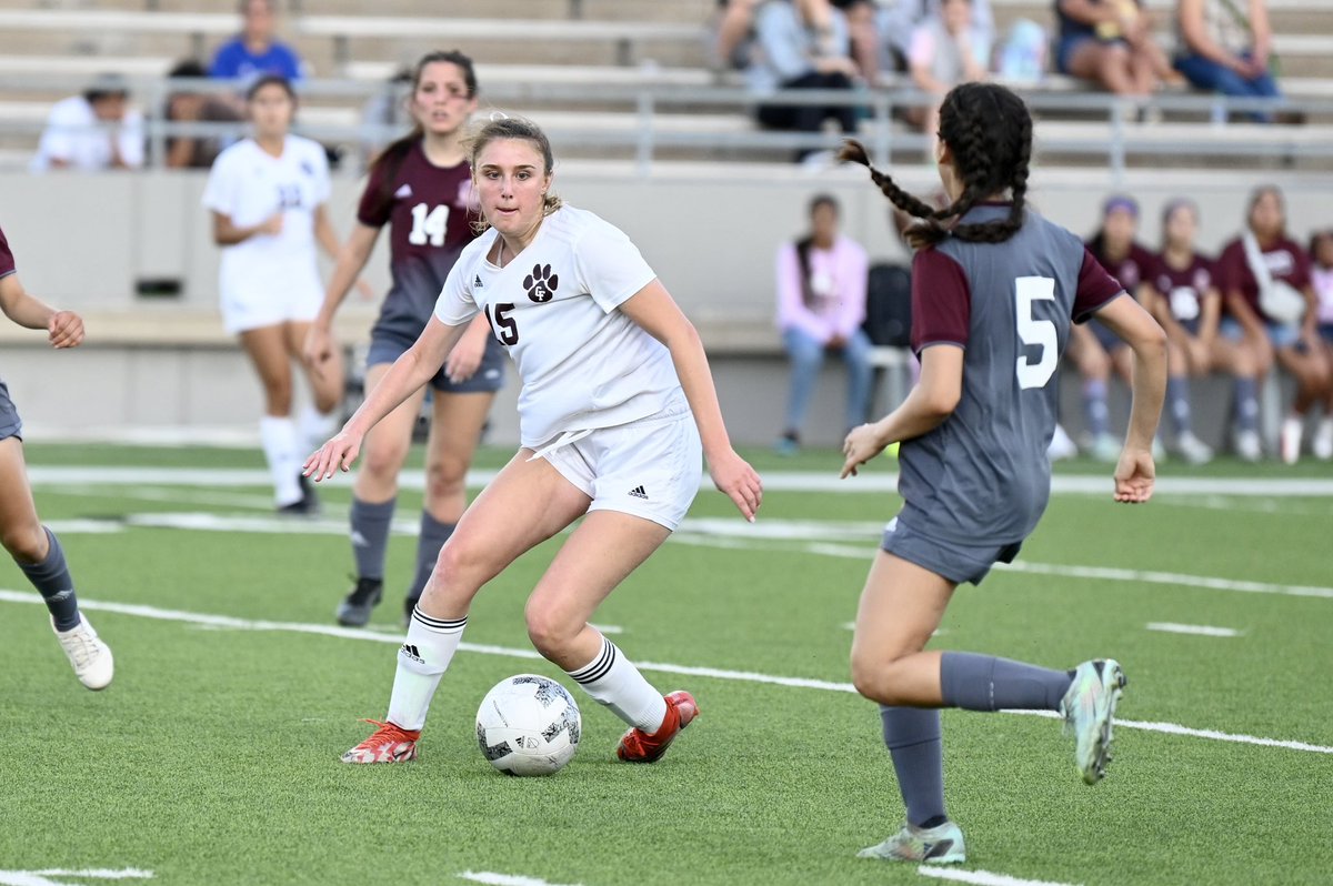 CFISDAbbie's tweet photo. 💥BI-DISTRICT CHAMPIONS!💥

@BFNDGirlsSoccer defeats Houston Heights, 3-0, to advance to the area round of the UIL Class 6A playoffs! BFND! #CFISDspirit 🎉 https://t.co/sWMb7MMhNS