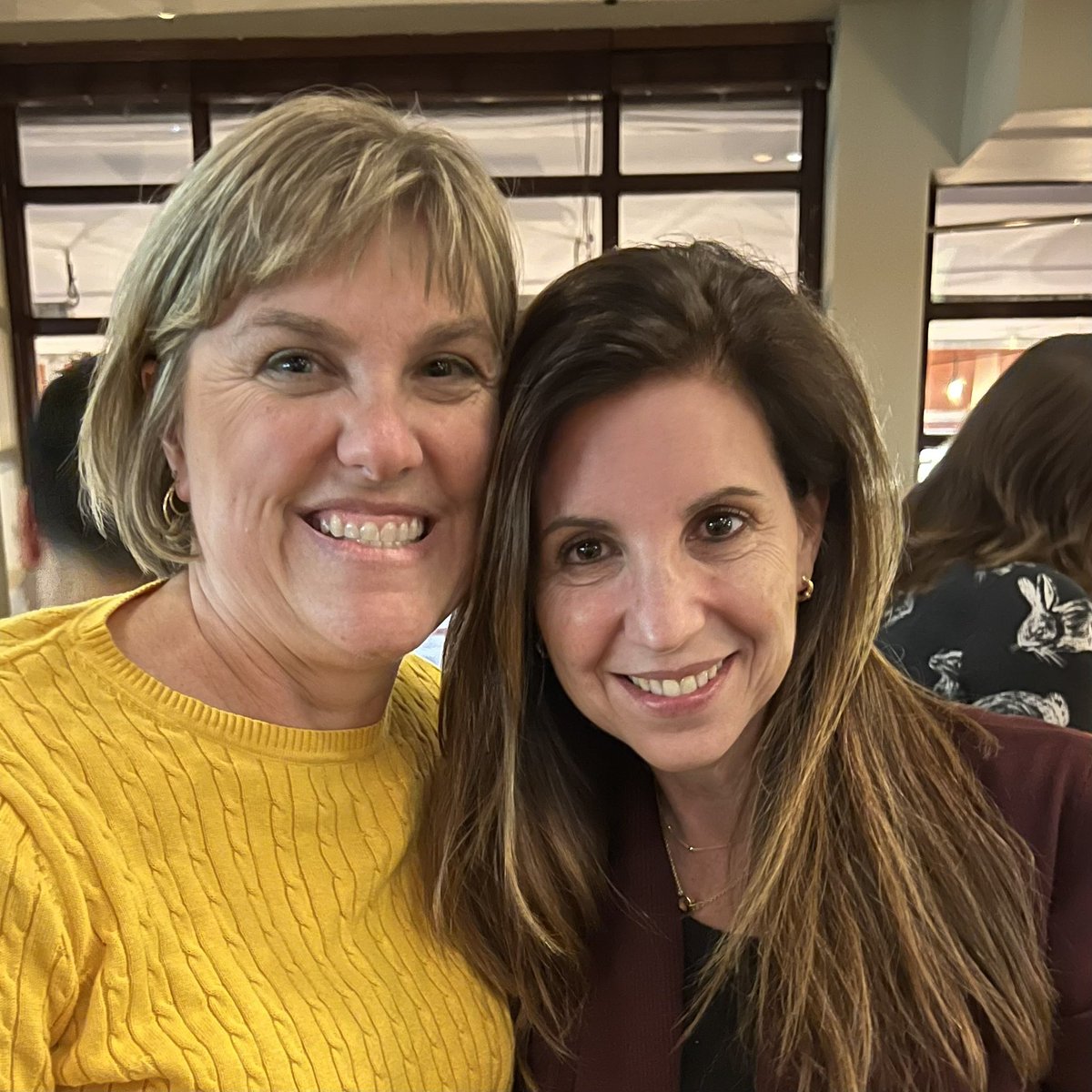 I’m in NYC for a conference eating with colleagues and I look over and <a href="/RKarchmerklein/">Rachel KarchmerKlein</a> is sitting across the room. What? I haven’t seen this great lady since our time on the <a href="/ILAToday/">ILA</a> BOD ended. What a great surprise! #howdidthathappen #crazycoincidences #smallworld