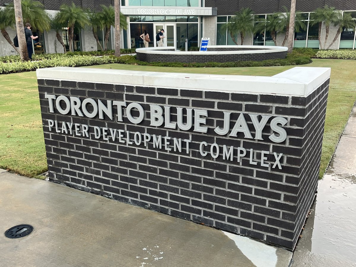 jtaracing's tweet photo. Had an incredible time today at the @BlueJays spring training complex in Dunedin today. Special thanks to our tour guide Andrew for showing us around and to @HagenDanner for an awesome interview. #centennialedu #torontoobserver https://t.co/iKKves4AkE