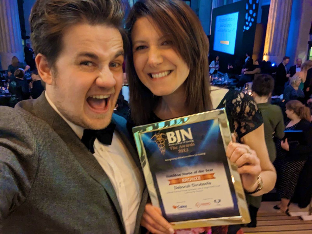 I got the Bronze award for Nutrition Nurse of the Year at the #BJNAwards and I couldn’t be happier 🤩 thank you so much for all the support from my colleagues @TeamIOWNHS and the nomination from @natalie_mew 💙 #NutritionNurse @AlexWattsBlog