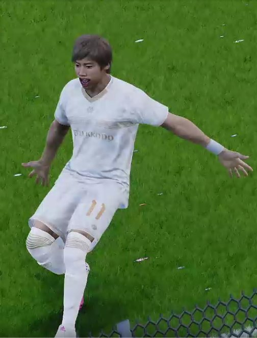 Queremos felicitar enormemente a nuestra estrella Asul, que hoy está de cumpleaños, disfruta de tu día y gracias por ser el timón que guía este barco por tales aguas turbulentas ♥️♥️♥️
(No había foto mejor, lo siento Asul).