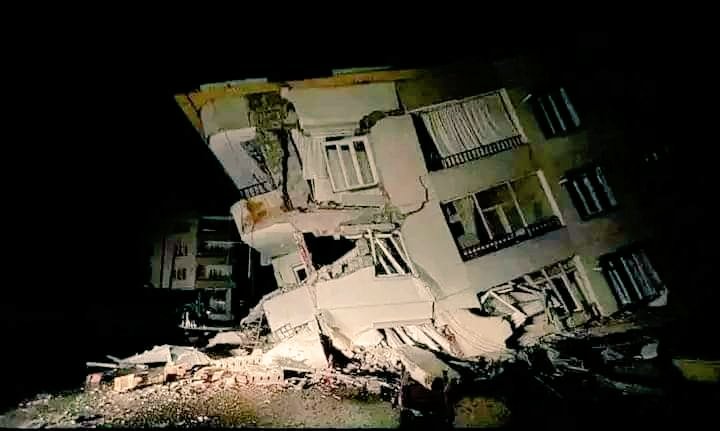 HjIfn5's tweet photo. ✅undoubtedly protect🏚️ your home from collapsing, by the command of Allaah, during earthquakes: 
#RamadanKareem
#Kizilcikserbeti
#LISA 
#earthquake
#Pakistan
✅ لحفظ دارك🏚️ من الأنهياروأنت فيه عند وقوع #زلزال
#زلازل
#رمضان٢٠٢٣
سوريا
مصر
#هزة_أرضية👇
https://t.co/3C7oemWeNJ
0 https://t.co/91sM49gAp0