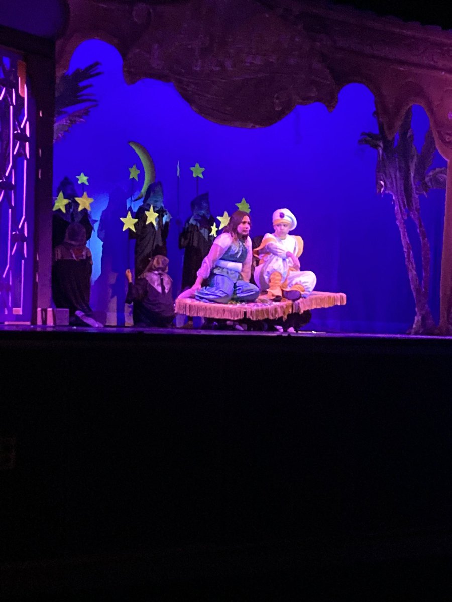 MESMSHorowitz's tweet image. Aladdin Jr. was amazing! I’m so proud of all of the MESMS cast and crew! @mesmspta @mesmspta @SeptaYorktown @YorktownCSD @RonHattar