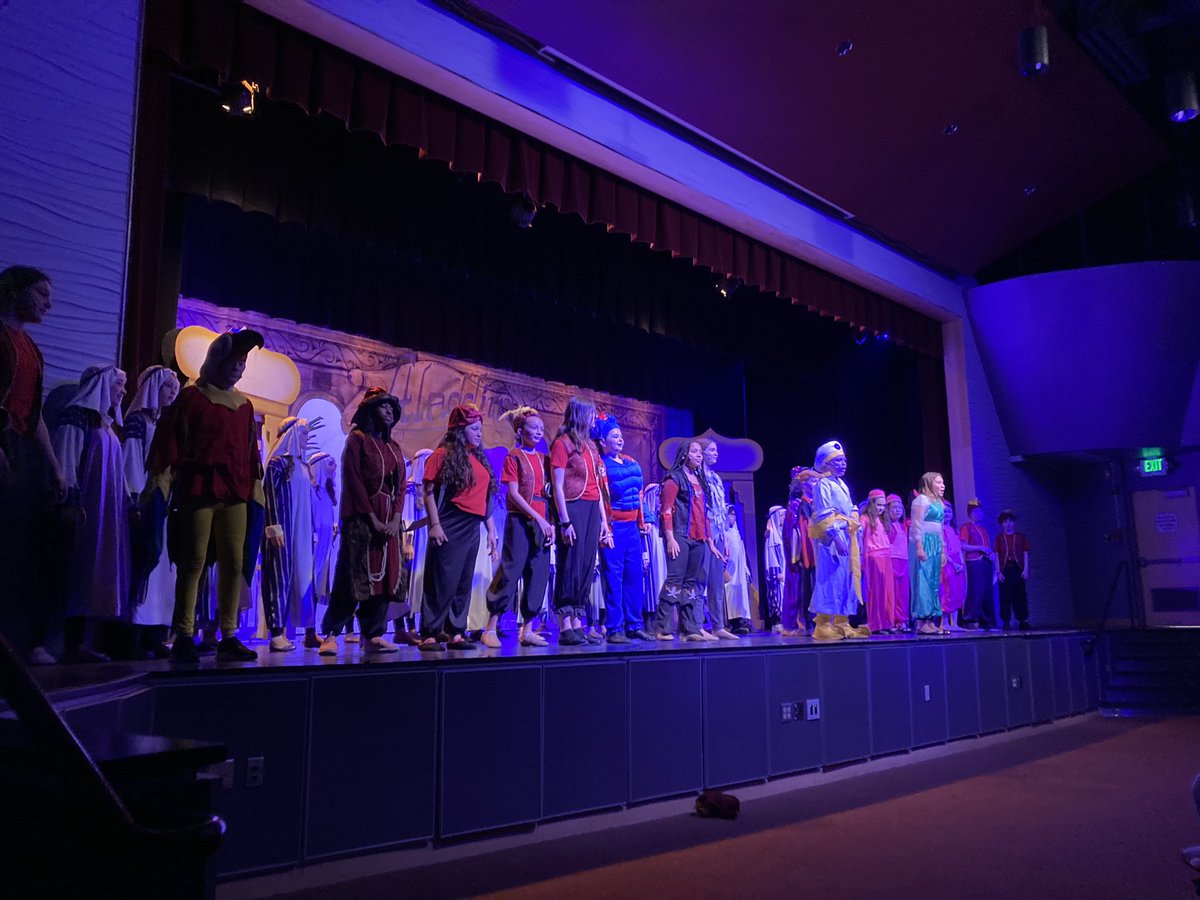 MESMSHorowitz's tweet image. Aladdin Jr. was amazing! I’m so proud of all of the MESMS cast and crew! @mesmspta @mesmspta @SeptaYorktown @YorktownCSD @RonHattar